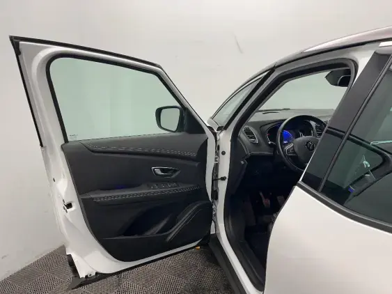 RENAULT SCENIC IV - voiture d'occasion - Photo 19