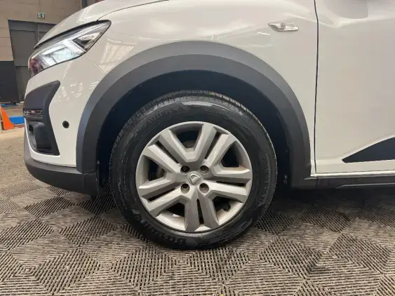 DACIA SANDERO III - voiture d'occasion - Photo 23