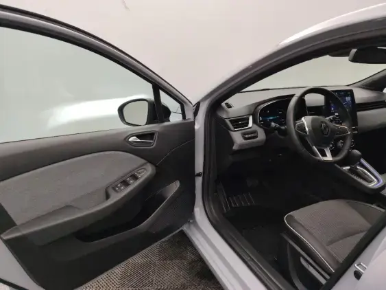 RENAULT CLIO V - voiture d'occasion - Photo 19