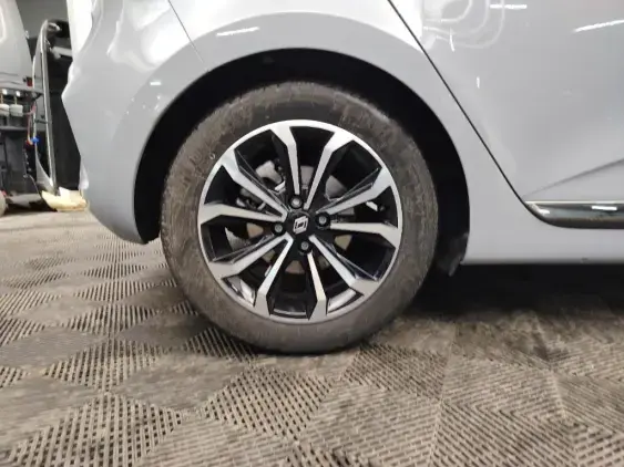 RENAULT CLIO V - voiture d'occasion - Photo 25