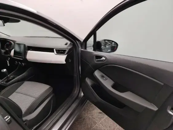 RENAULT CLIO V - voiture d'occasion - Photo 20