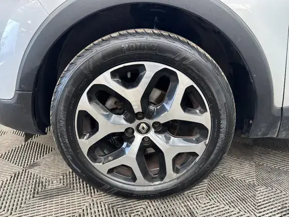 RENAULT CAPTUR - voiture d'occasion - Photo 23