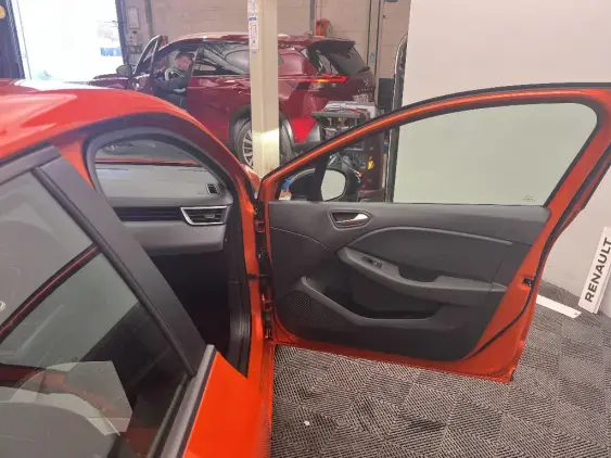 RENAULT CLIO V - voiture d'occasion - Photo 20