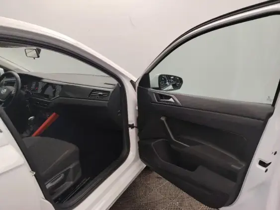 VOLKSWAGEN POLO VI - voiture d'occasion - Photo 20