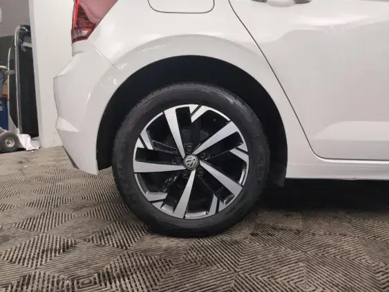 VOLKSWAGEN POLO VI - voiture d'occasion - Photo 25