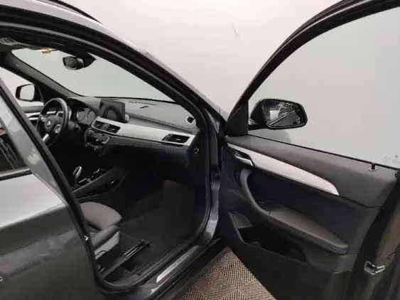 BMW X1 F48 LCI - voiture d'occasion - Photo 18