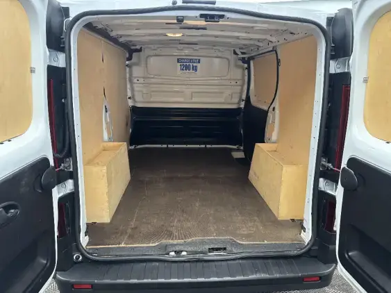 RENAULT TRAFIC FG III - voiture d'occasion - Photo 15