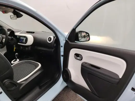 RENAULT TWINGO ELECTRIQUE III - voiture d'occasion - Photo 18