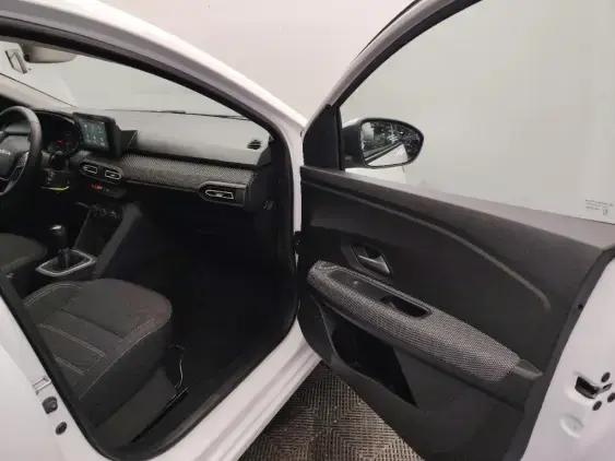 DACIA SANDERO III - voiture d'occasion - Photo 20