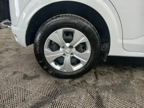 DACIA SANDERO III - voiture d'occasion - Photo 25