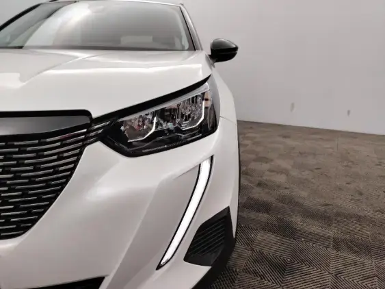 PEUGEOT 2008 II - voiture d'occasion - Photo 22