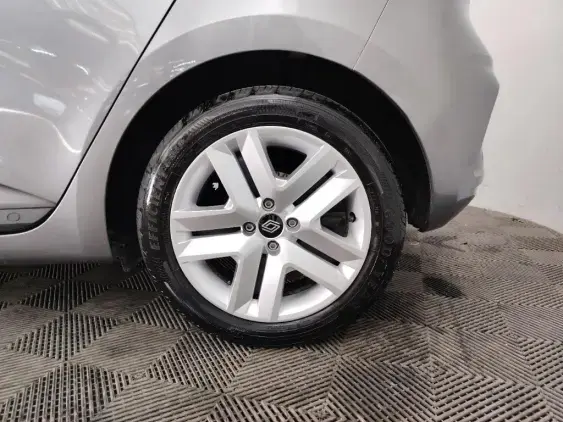 RENAULT CLIO V - voiture d'occasion - Photo 24