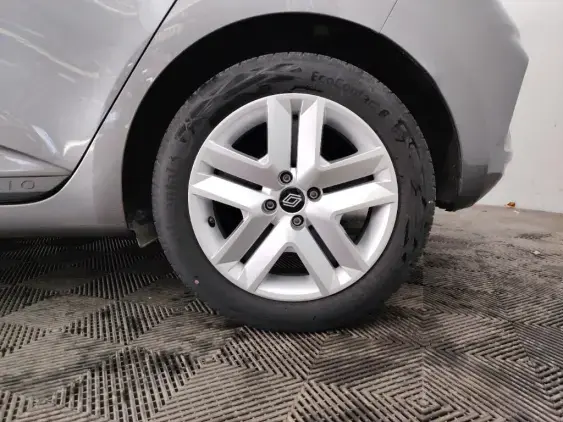 RENAULT CLIO V - voiture d'occasion - Photo 24