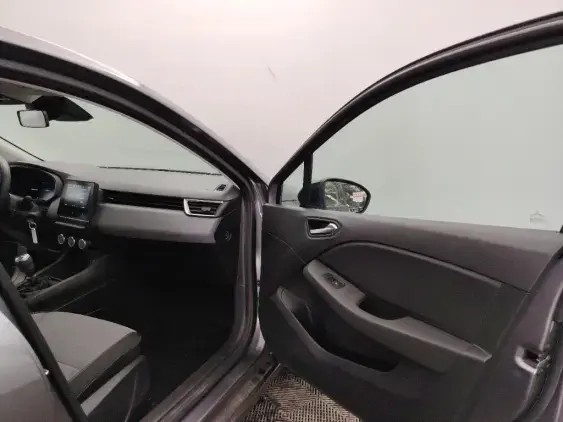 RENAULT CLIO V - voiture d'occasion - Photo 19