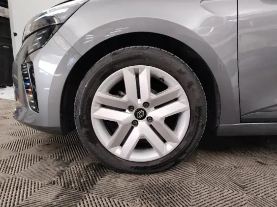 RENAULT CLIO V - voiture d'occasion - Photo 22