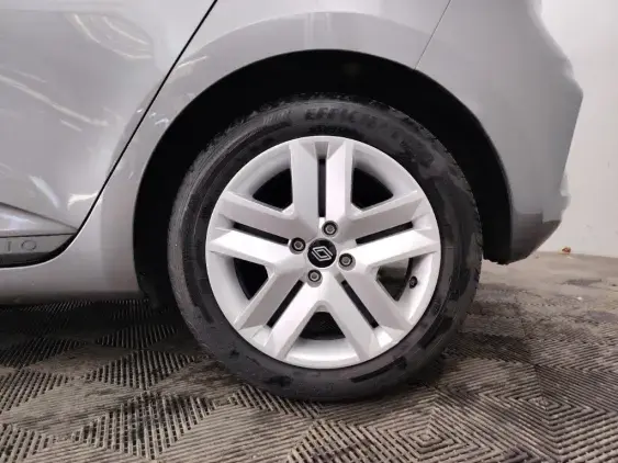 RENAULT CLIO V - voiture d'occasion - Photo 23