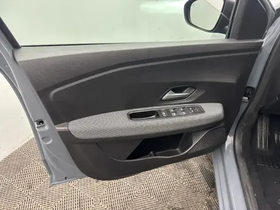 DACIA SANDERO III - voiture d'occasion - Photo 19
