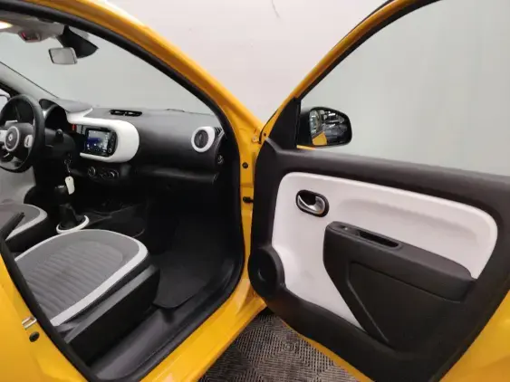 RENAULT TWINGO III - voiture d'occasion - Photo 17