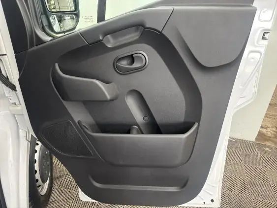 RENAULT MASTER FG III - voiture d'occasion - Photo 17