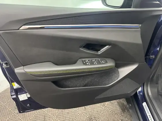 RENAULT SCENIC V ELECTRIQUE - voiture d'occasion - Photo 19