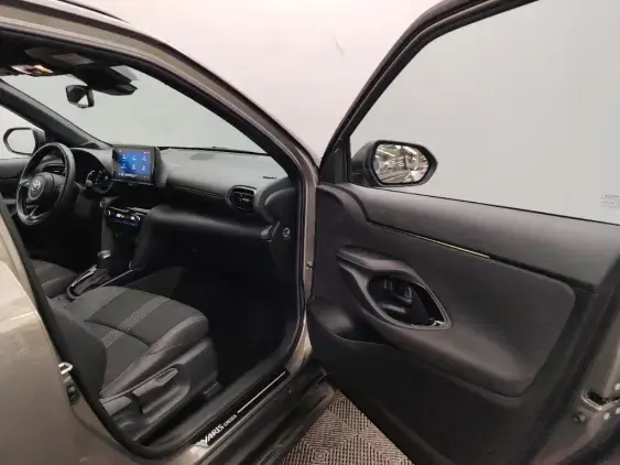 TOYOTA YARIS CROSS I - voiture d'occasion - Photo 20