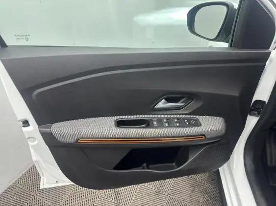 DACIA SANDERO III - voiture d'occasion - Photo 18