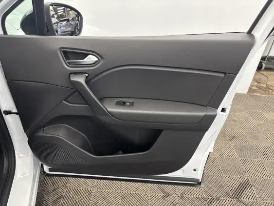 RENAULT CAPTUR II - voiture d'occasion - Photo 20