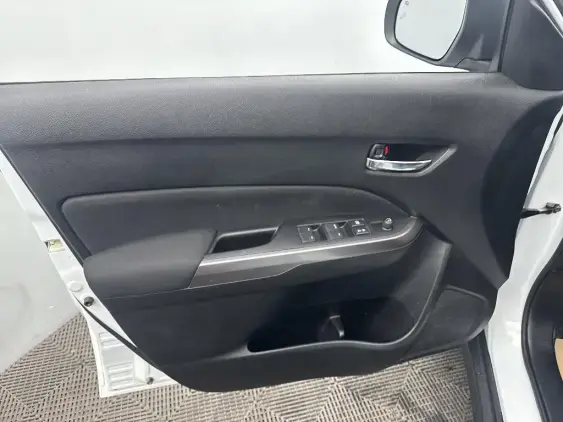 SUZUKI VITARA IV - voiture d'occasion - Photo 18