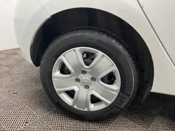 DACIA SANDERO II - voiture d'occasion - Photo 25