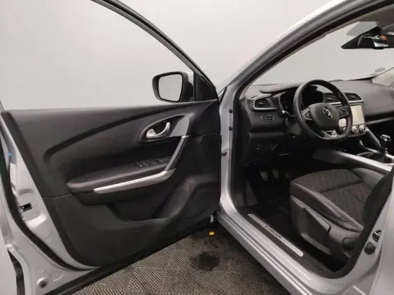 RENAULT KADJAR - voiture d'occasion - Photo 19