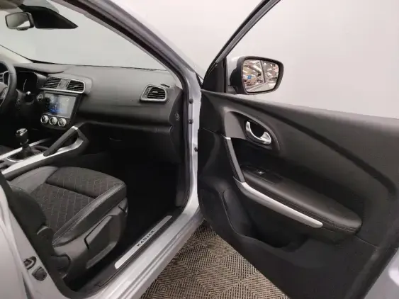 RENAULT KADJAR - voiture d'occasion - Photo 20