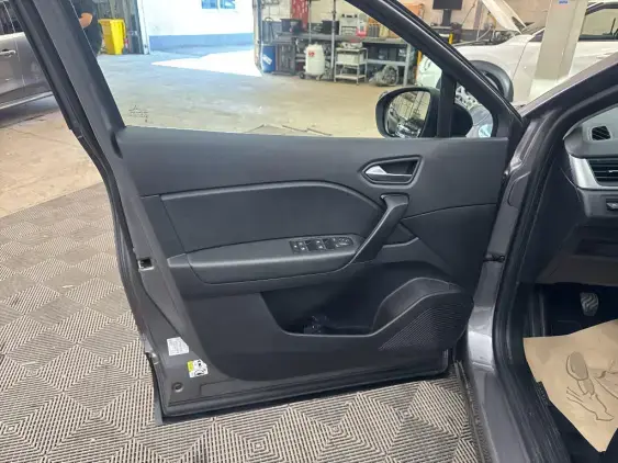 RENAULT CAPTUR II - voiture d'occasion - Photo 19