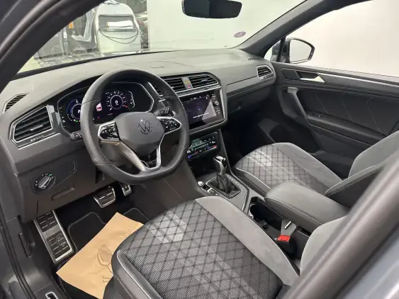 VOLKSWAGEN TIGUAN II - voiture d'occasion - Photo 16