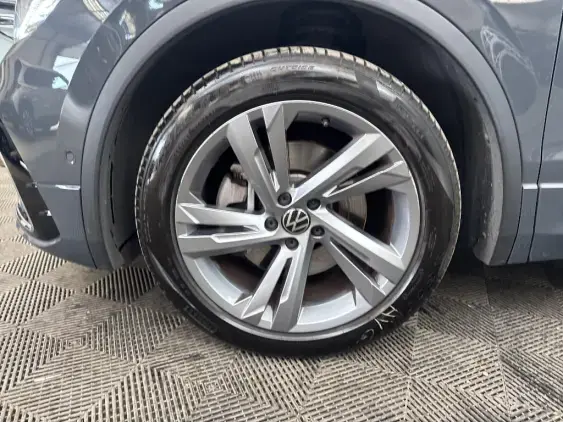 VOLKSWAGEN TIGUAN II - voiture d'occasion - Photo 21
