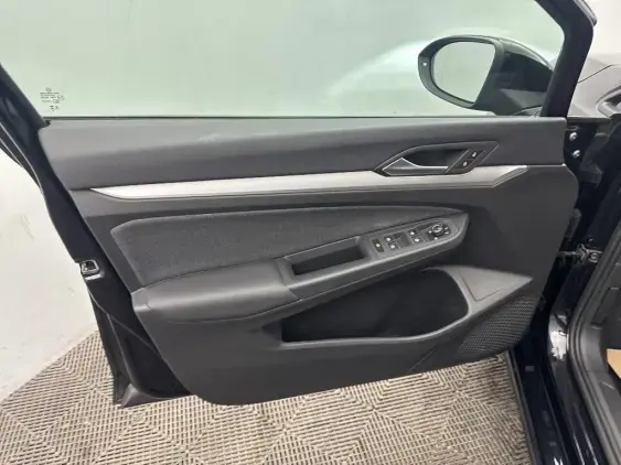 VOLKSWAGEN GOLF VIII - voiture d'occasion - Photo 19