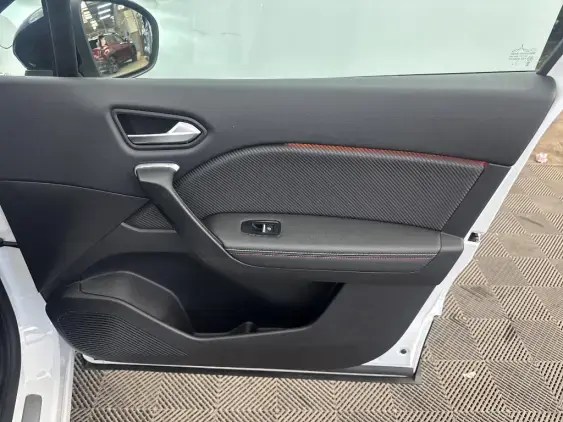 RENAULT CAPTUR II - voiture d'occasion - Photo 20