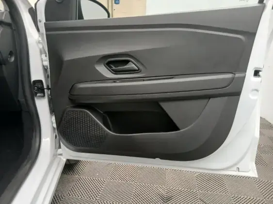 DACIA SANDERO III - voiture d'occasion - Photo 17