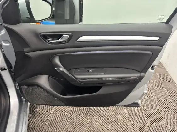 RENAULT MEGANE IV - voiture d'occasion - Photo 20