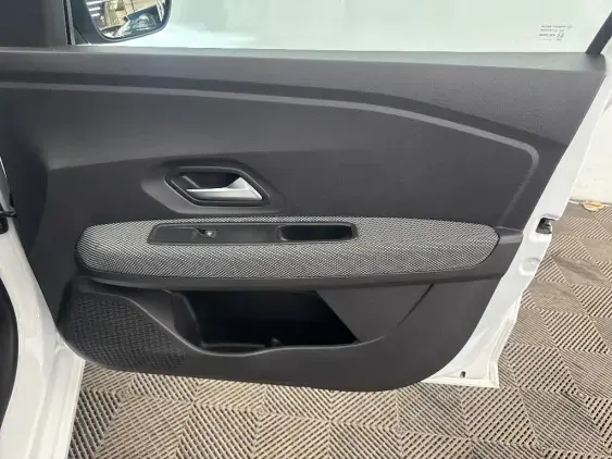 DACIA SANDERO III - voiture d'occasion - Photo 19