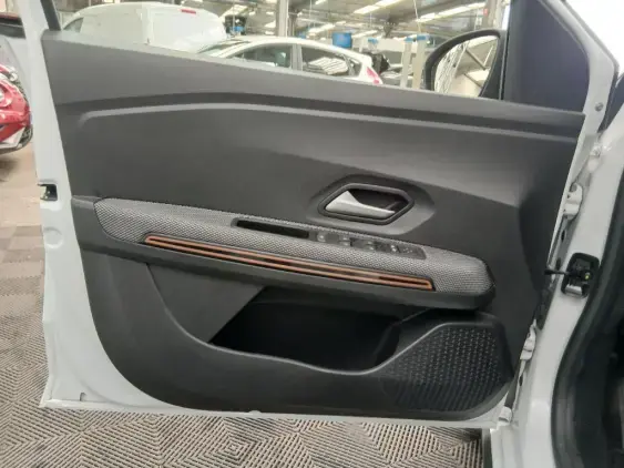 DACIA SANDERO III - voiture d'occasion - Photo 18