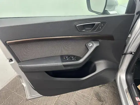 SEAT ATECA - voiture d'occasion - Photo 19