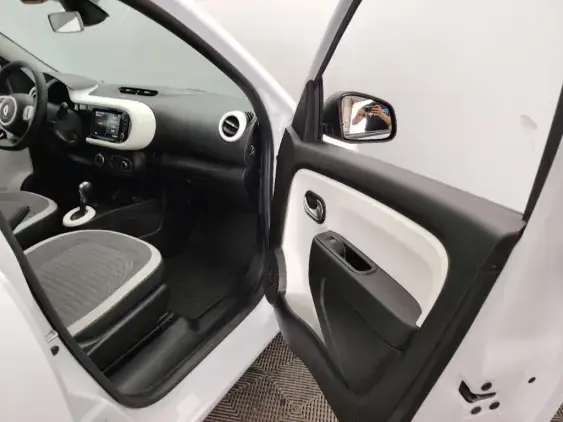 RENAULT TWINGO ELECTRIQUE III - voiture d'occasion - Photo 17