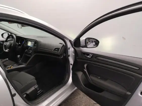 RENAULT MEGANE ESTATE IV - voiture d'occasion - Photo 18