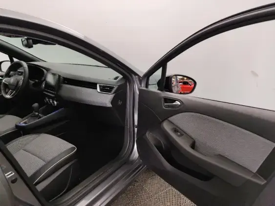 RENAULT CLIO V - voiture d'occasion - Photo 19