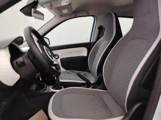 RENAULT TWINGO III - voiture d'occasion - Photo 13