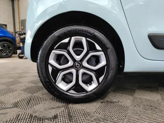 RENAULT TWINGO III - voiture d'occasion - Photo 19