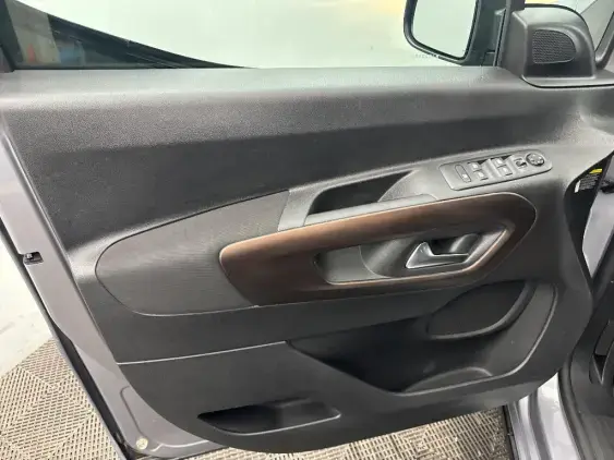 PEUGEOT RIFTER - voiture d'occasion - Photo 17