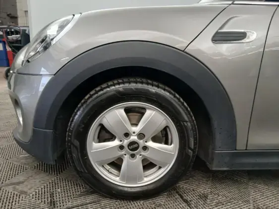 MINI MINI III - voiture d'occasion - Photo 23