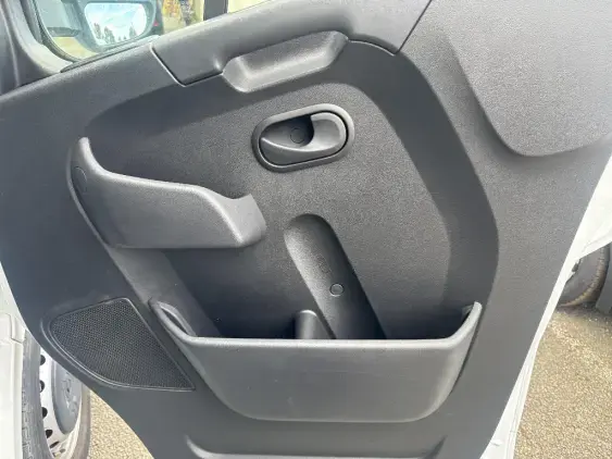 RENAULT MASTER III - voiture d'occasion - Photo 17