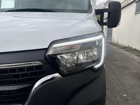 RENAULT MASTER III - voiture d'occasion - Photo 18